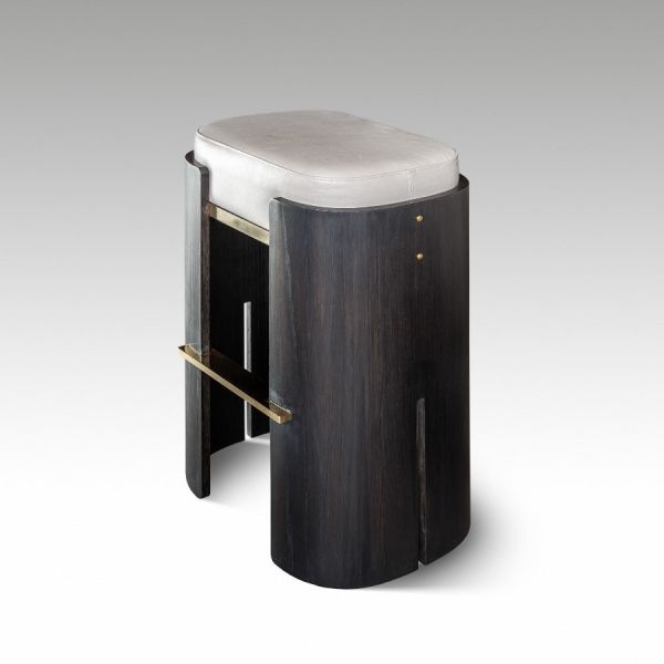 Lola Barstool