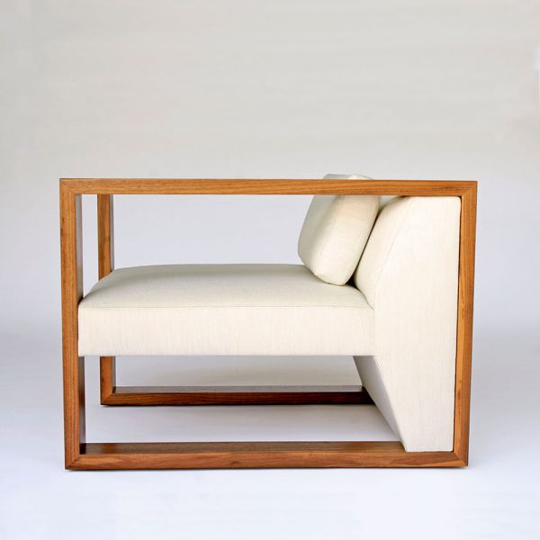 Maxell Chair