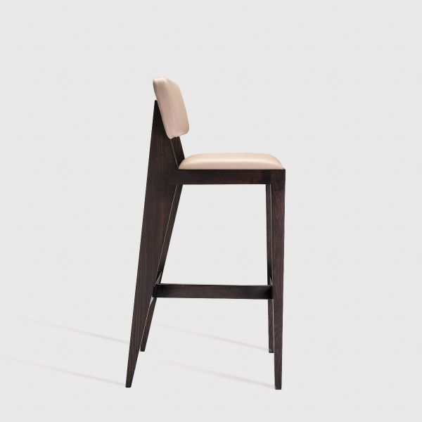 Carlotta Barstool