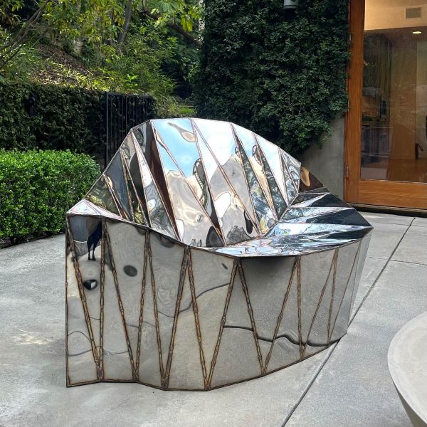 Bezier Sculptural Chair