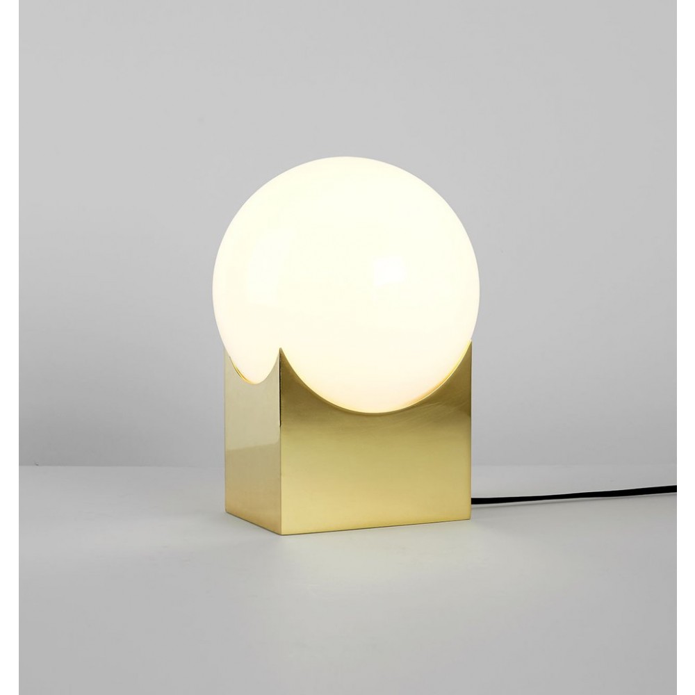 Atlas 01 by Karl Zahn for Roll and Hill Atlas 01 by Karl Zahn for Roll and Hill